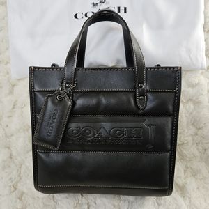 Coach Field Tote 22 With Quilting And Coach Badge in Black